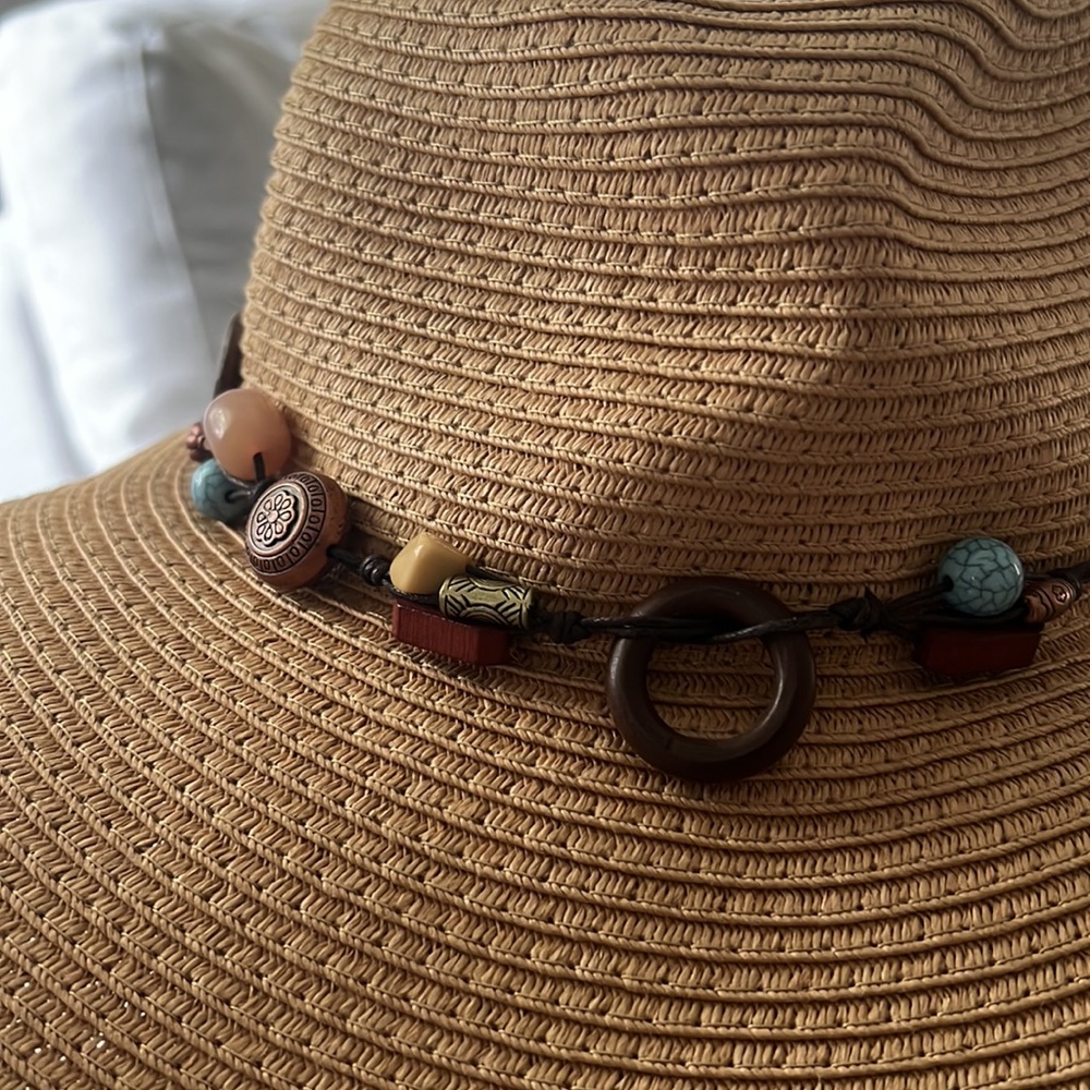 Hat - Picture 2 of 4
